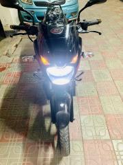 BAJAJ DISCOVER 150